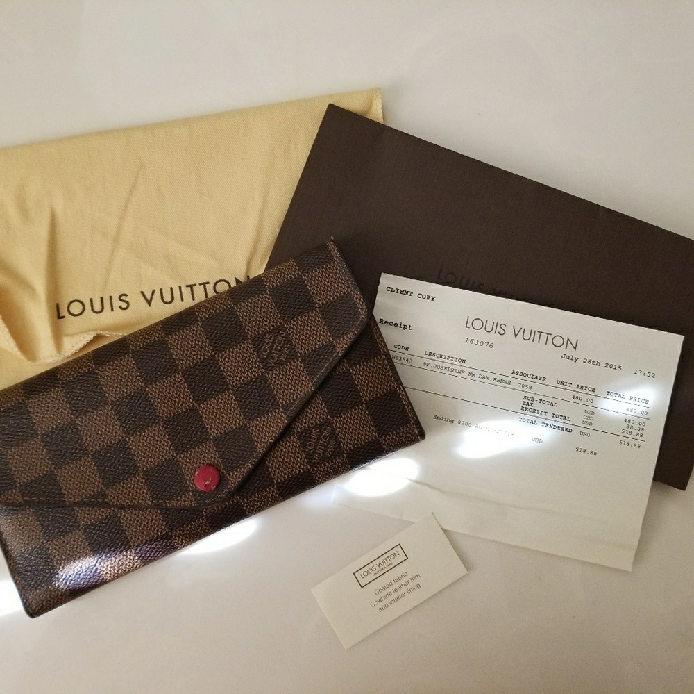 Louis Vuitton Josephine Wallet (Authentic)